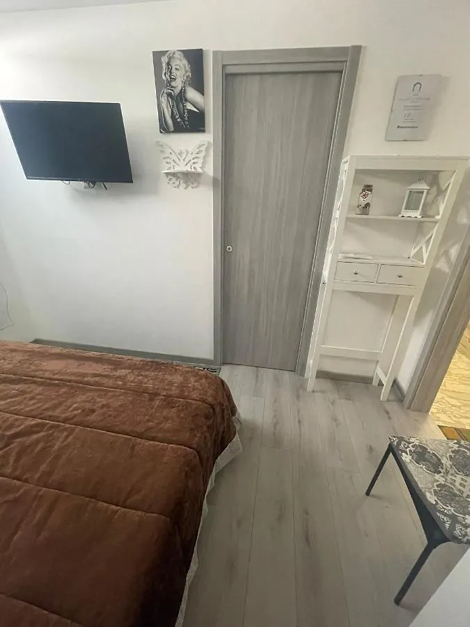 Maison Rinaldi Srl Bari